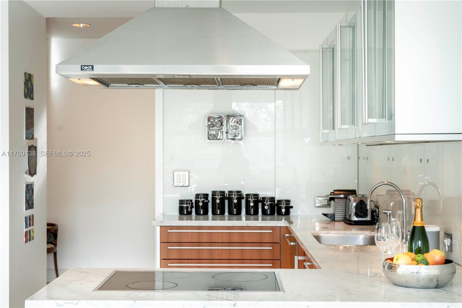 6103 Aqua Avenue 301, Miami Beach, FL 33141 photo 24
