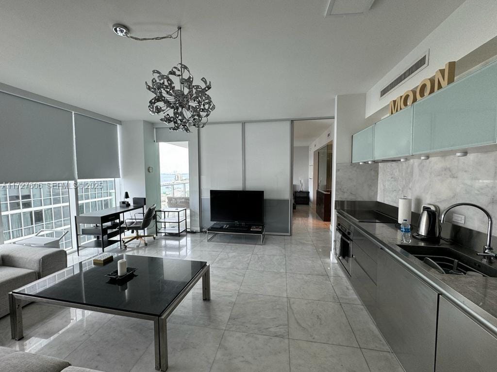 1040 Biscayne Boulevard 1505 — photo 12
