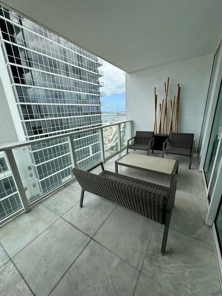 1040 Biscayne Boulevard 1505 — photo 3
