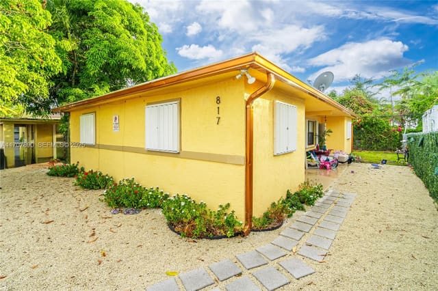 817 NW 12th Avenue, sold in Lincoln Park First Add, Fort Lauderdale, FL