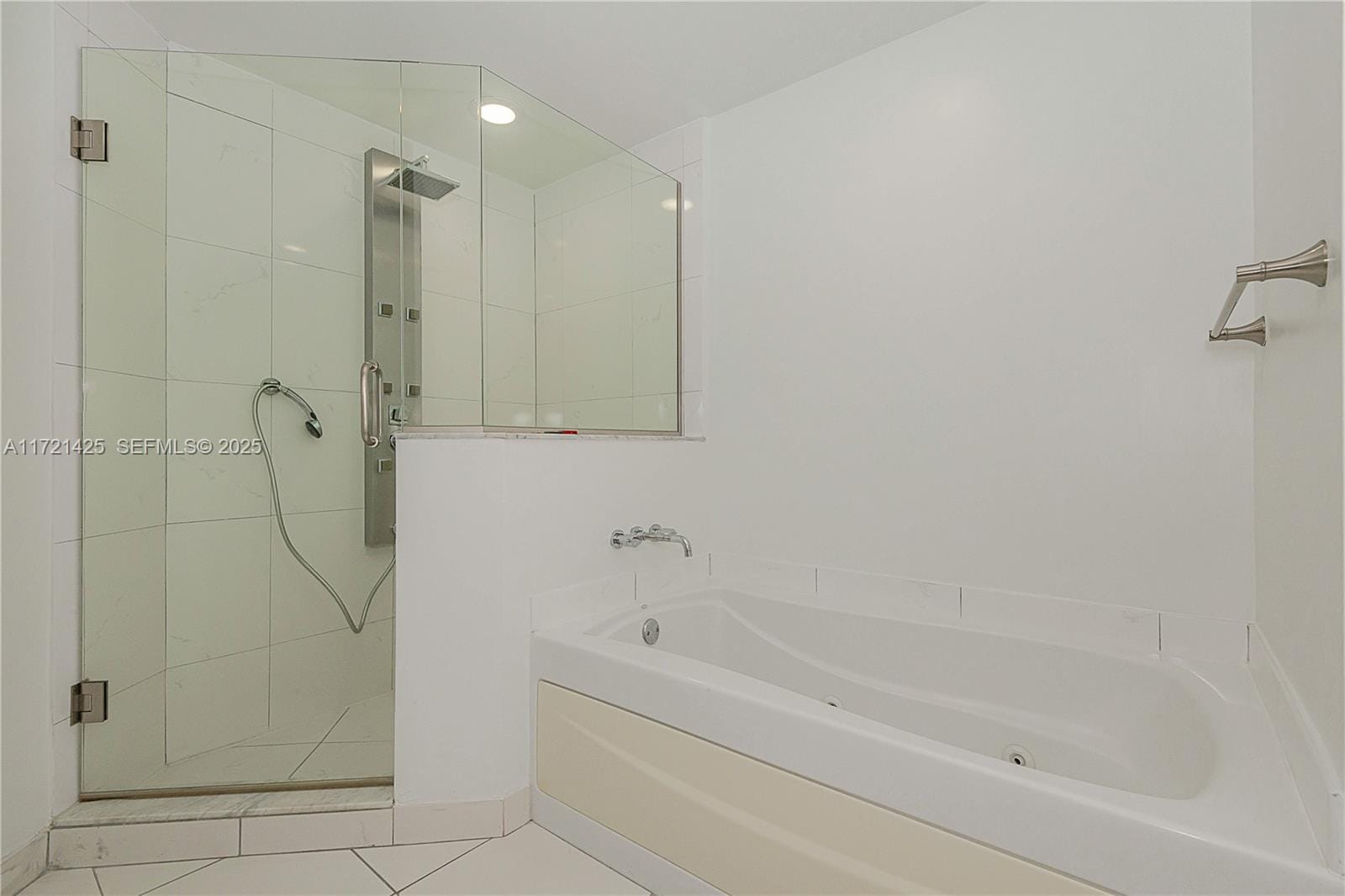 55 SE 6th Street 1507, Miami, FL 33131 photo 15