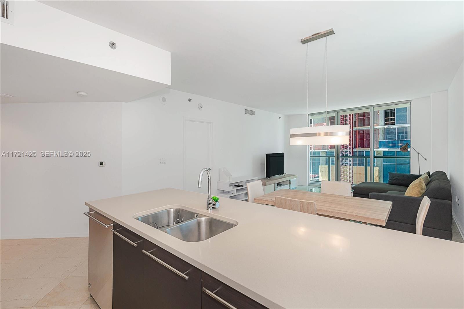 55 SE 6th Street 1507 — photo 8