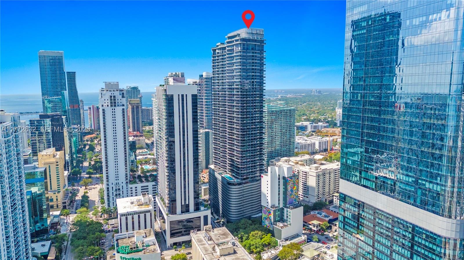 1000 Brickell Plaza 4703 — photo 2