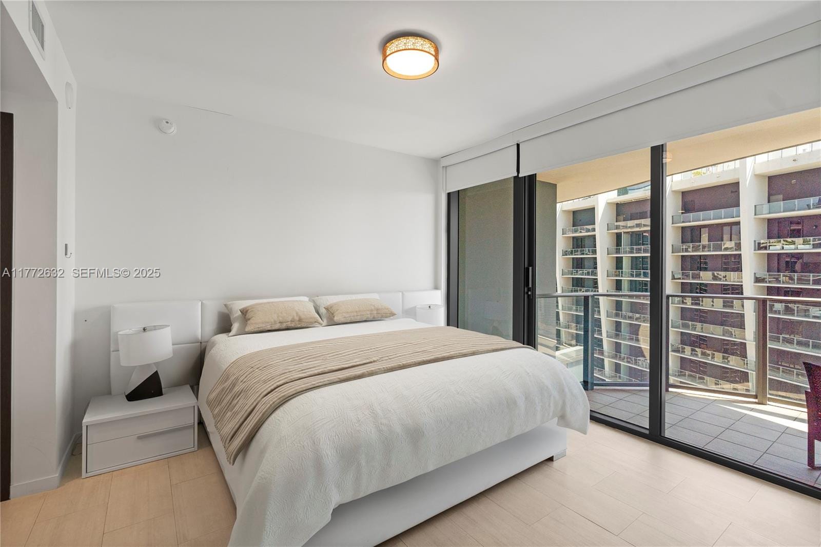1000 Brickell Plaza 4703, Miami, FL 33131 photo 16