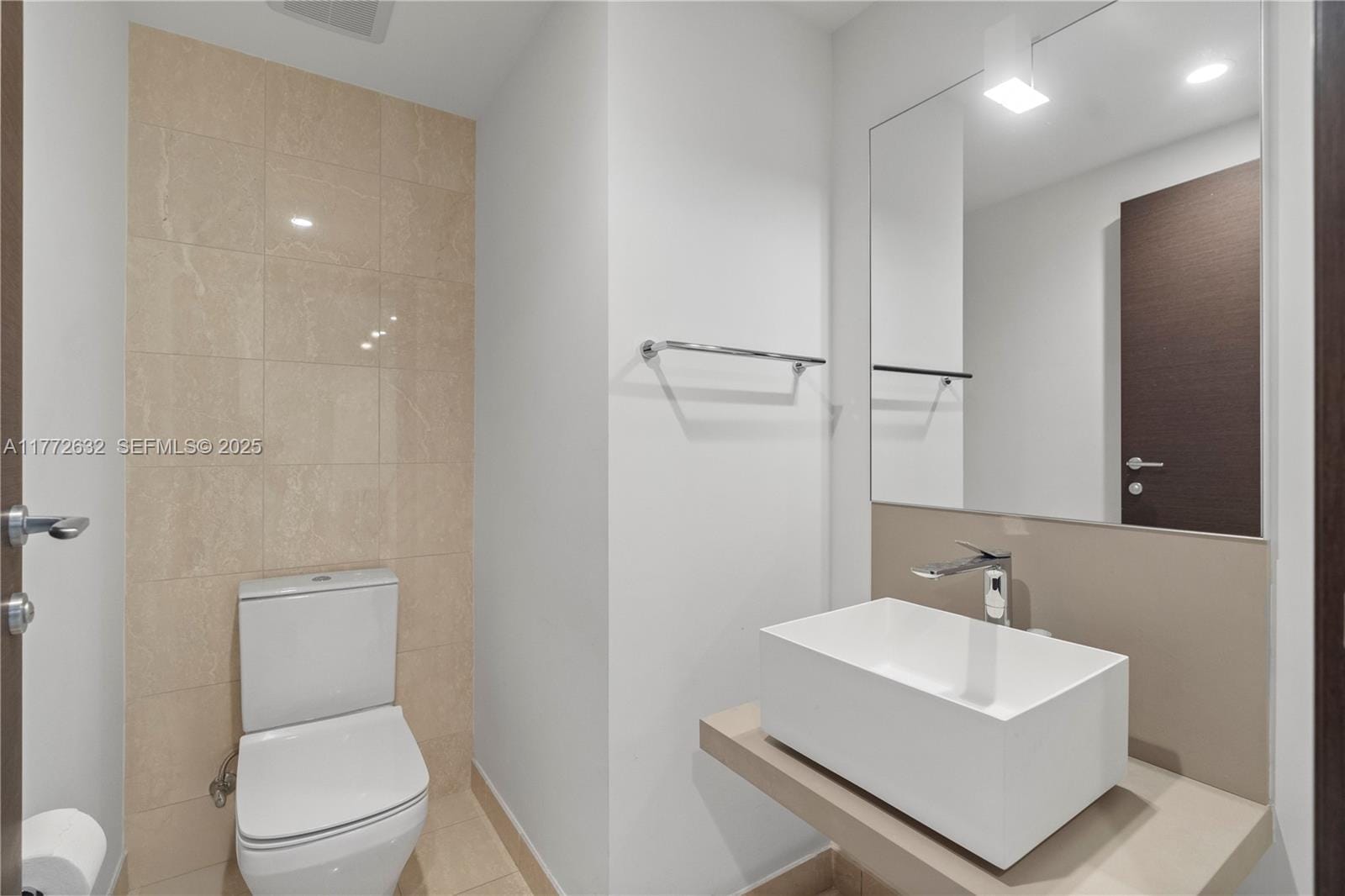 1000 Brickell Plaza 4703, Miami, FL 33131 photo 25