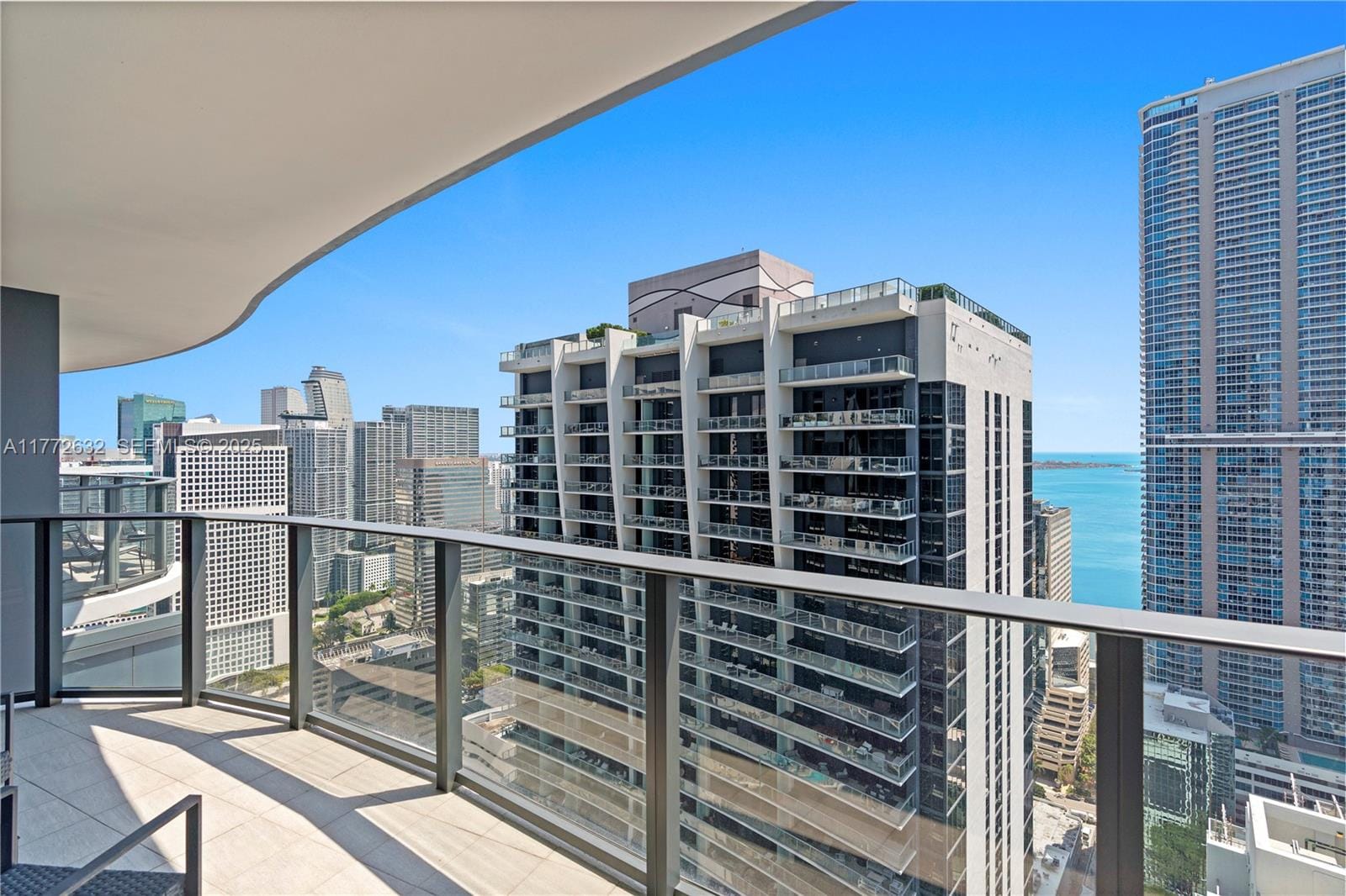 1000 Brickell Plaza 4703 — photo 6