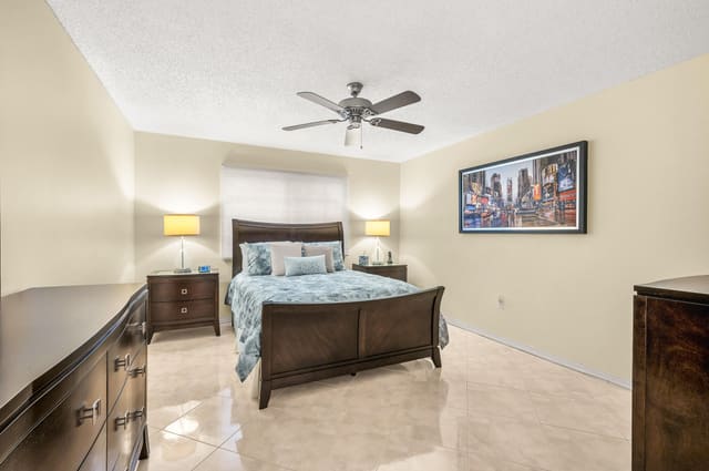 5031 Wiles Road 107, sold in Evergreen Lakes Condo, Coconut Creek, FL