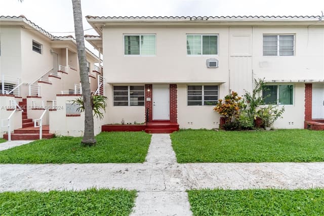 1205 Marseille Drive 27, sold in Marseilles Condo, Miami Beach, FL