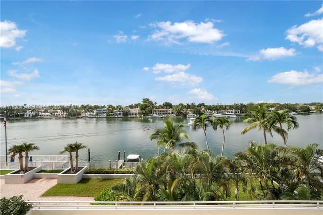 5700 Collins Avenue 4L, Miami Beach, FL 33140