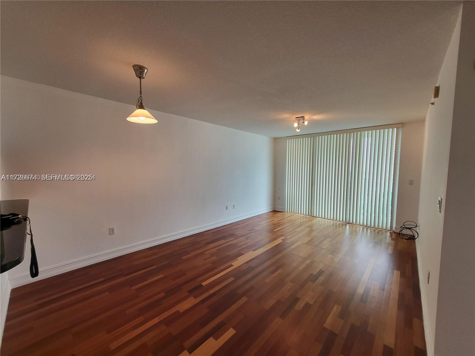 31 SE 5th Street 2409 — photo 3