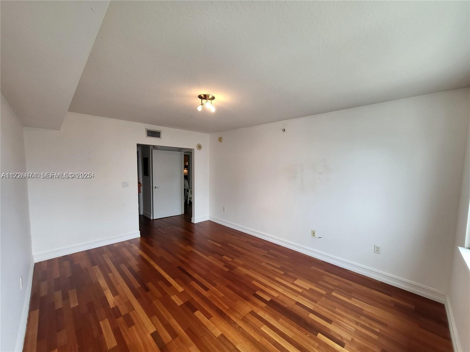 31 SE 5th Street 2409 — photo 5