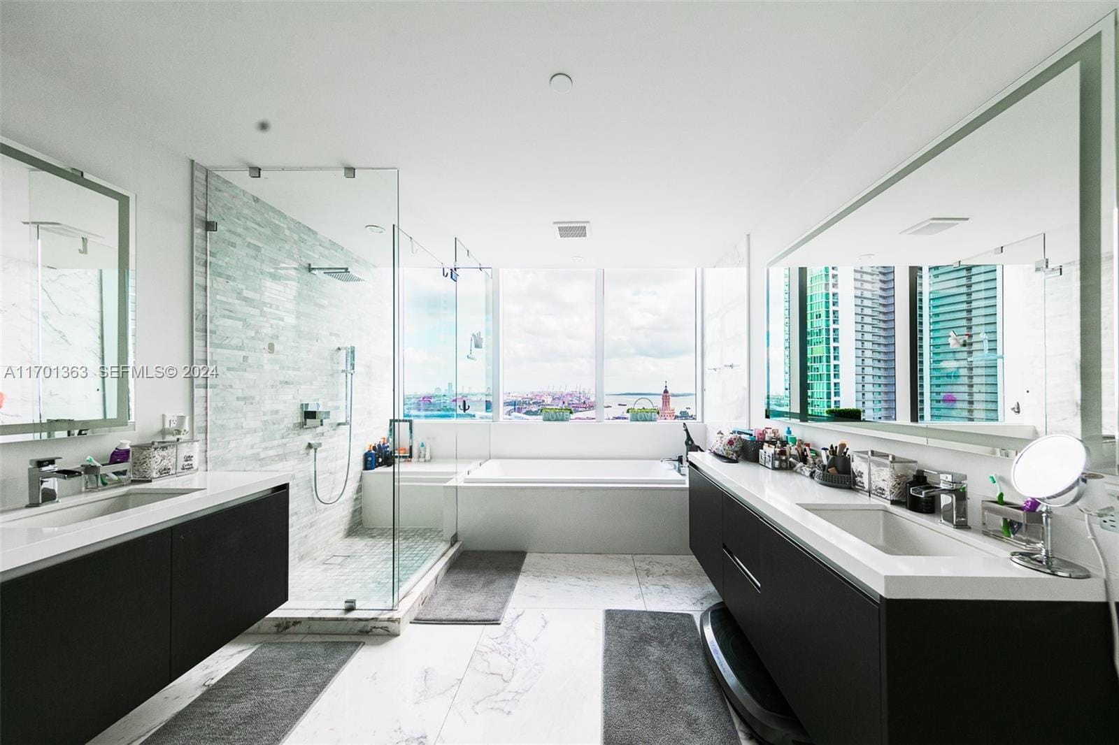 851 NE 1st Avenue 2111, Miami, FL 33132 photo 13