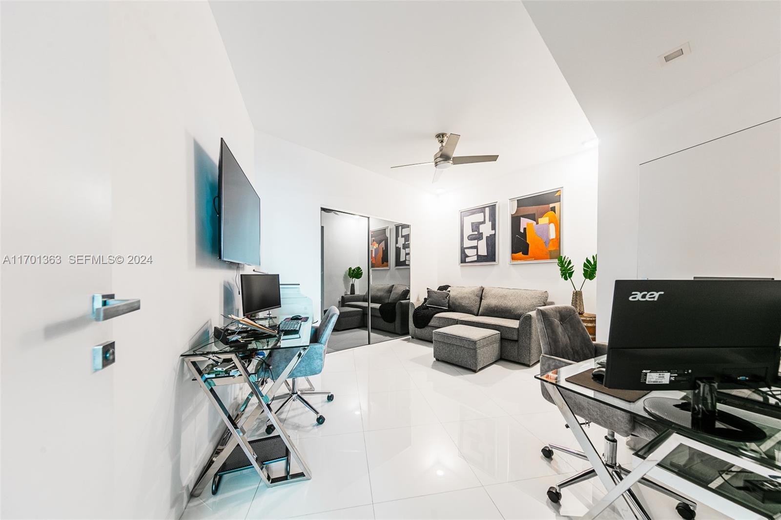 851 NE 1st Avenue 2111, Miami, FL 33132 photo 22
