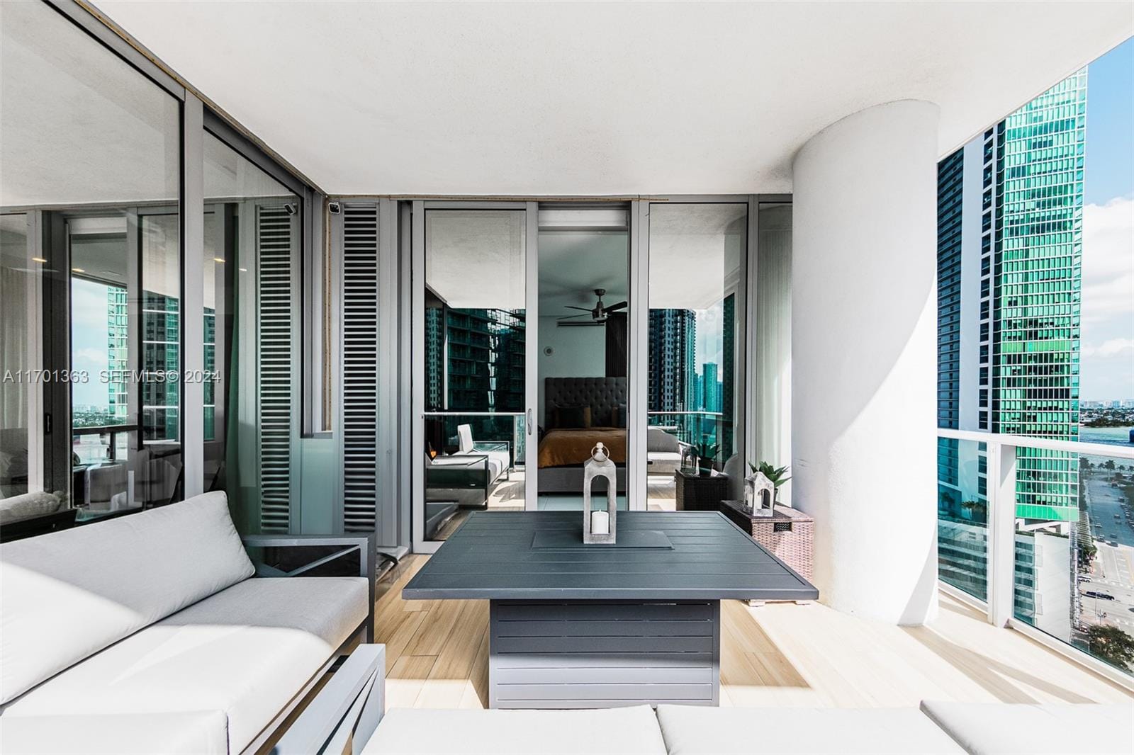 851 NE 1st Avenue 2111, Miami, FL 33132 photo 25