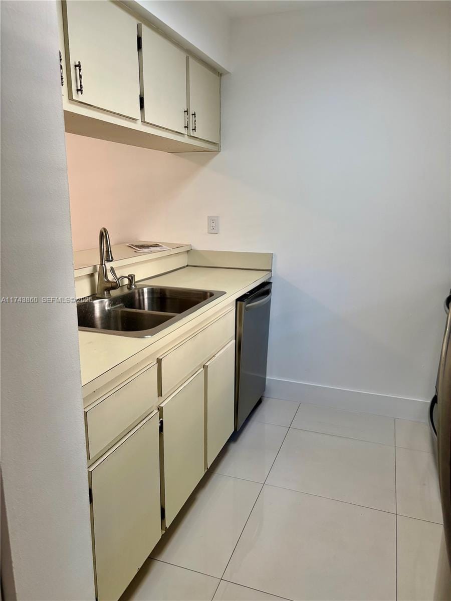 6256 SW 136th Court 105E — photo 11