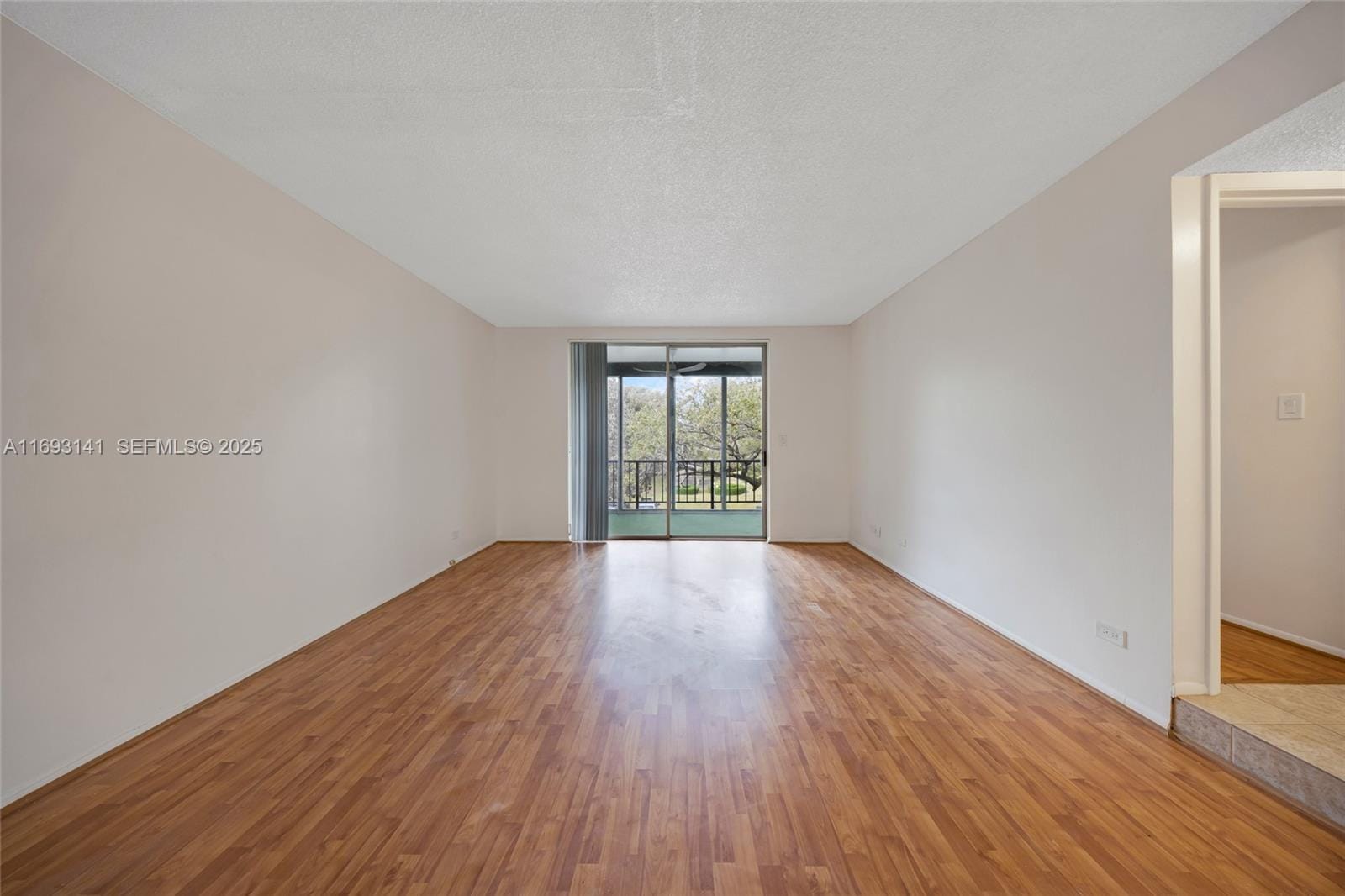 3670 Inverrary Drive 3G, Lauderhill, FL 33319 photo 11