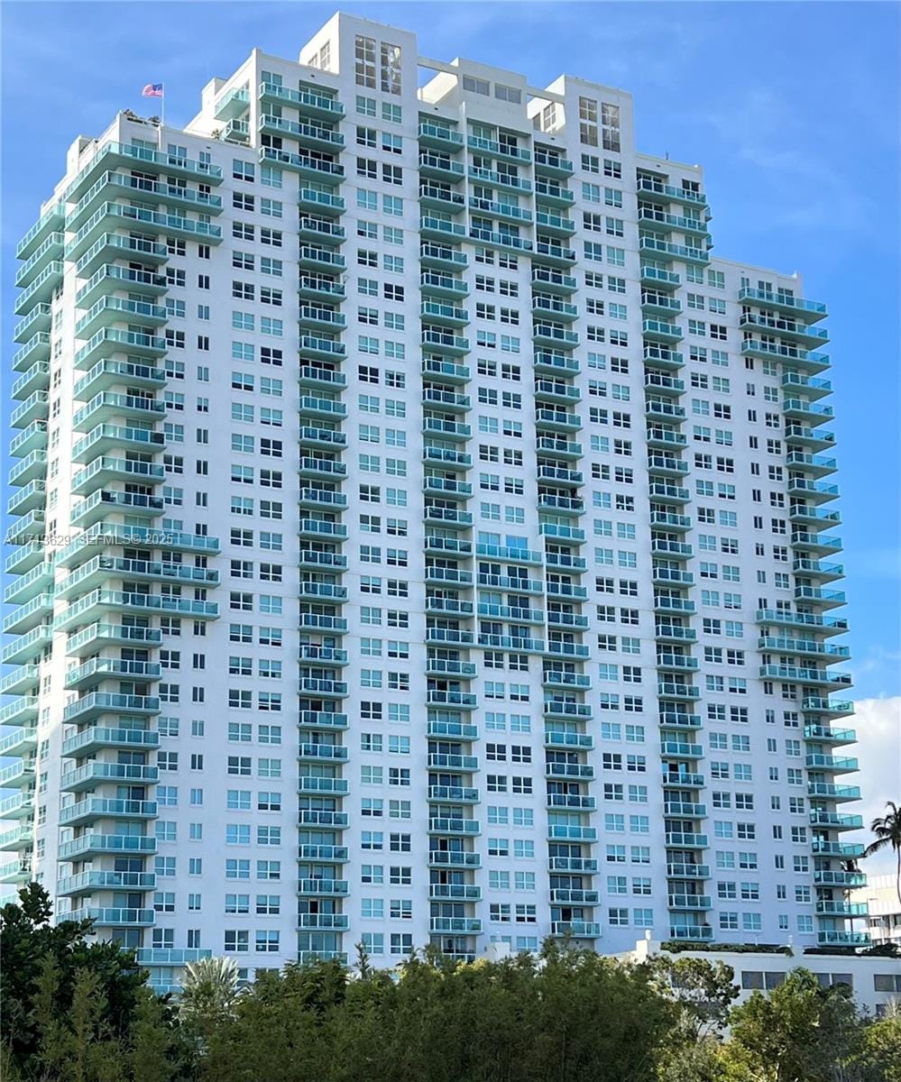 650 West Avenue 2412, Miami Beach, FL 33139 photo 4
