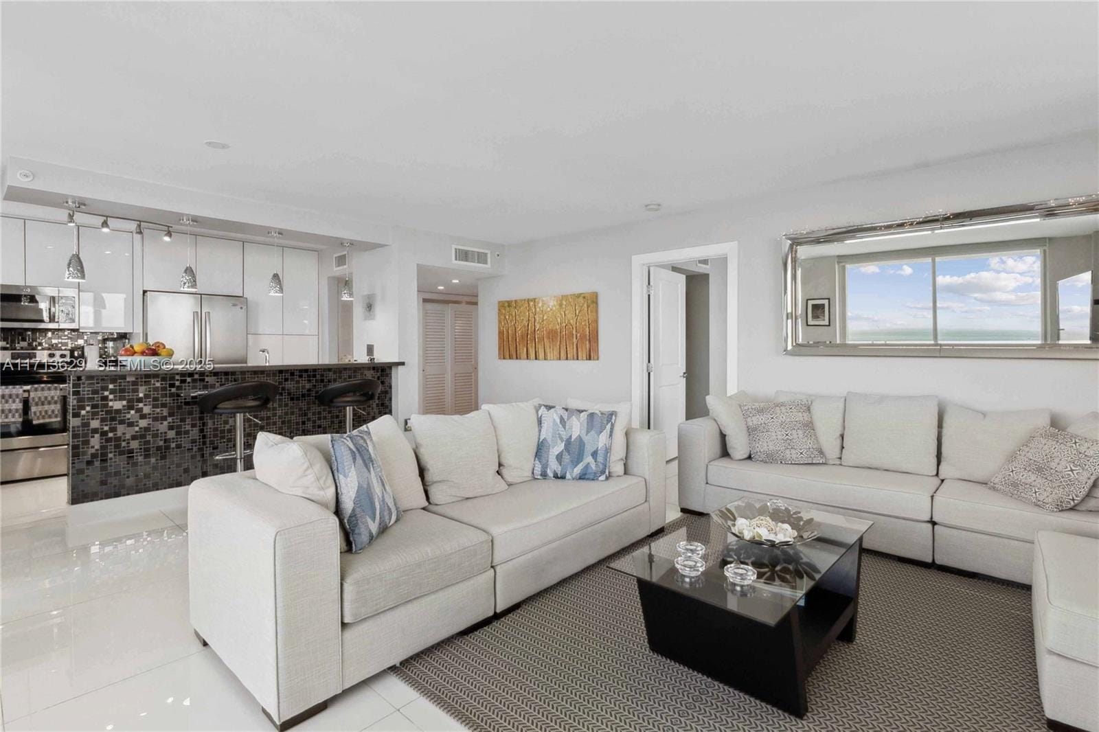650 West Avenue 2412, Miami Beach, FL 33139 photo 8