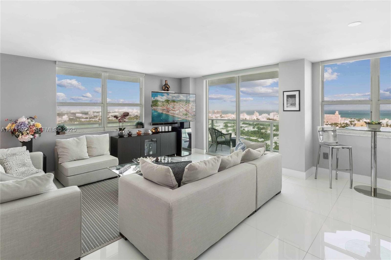 650 West Avenue 2412, Miami Beach, FL 33139 photo 9