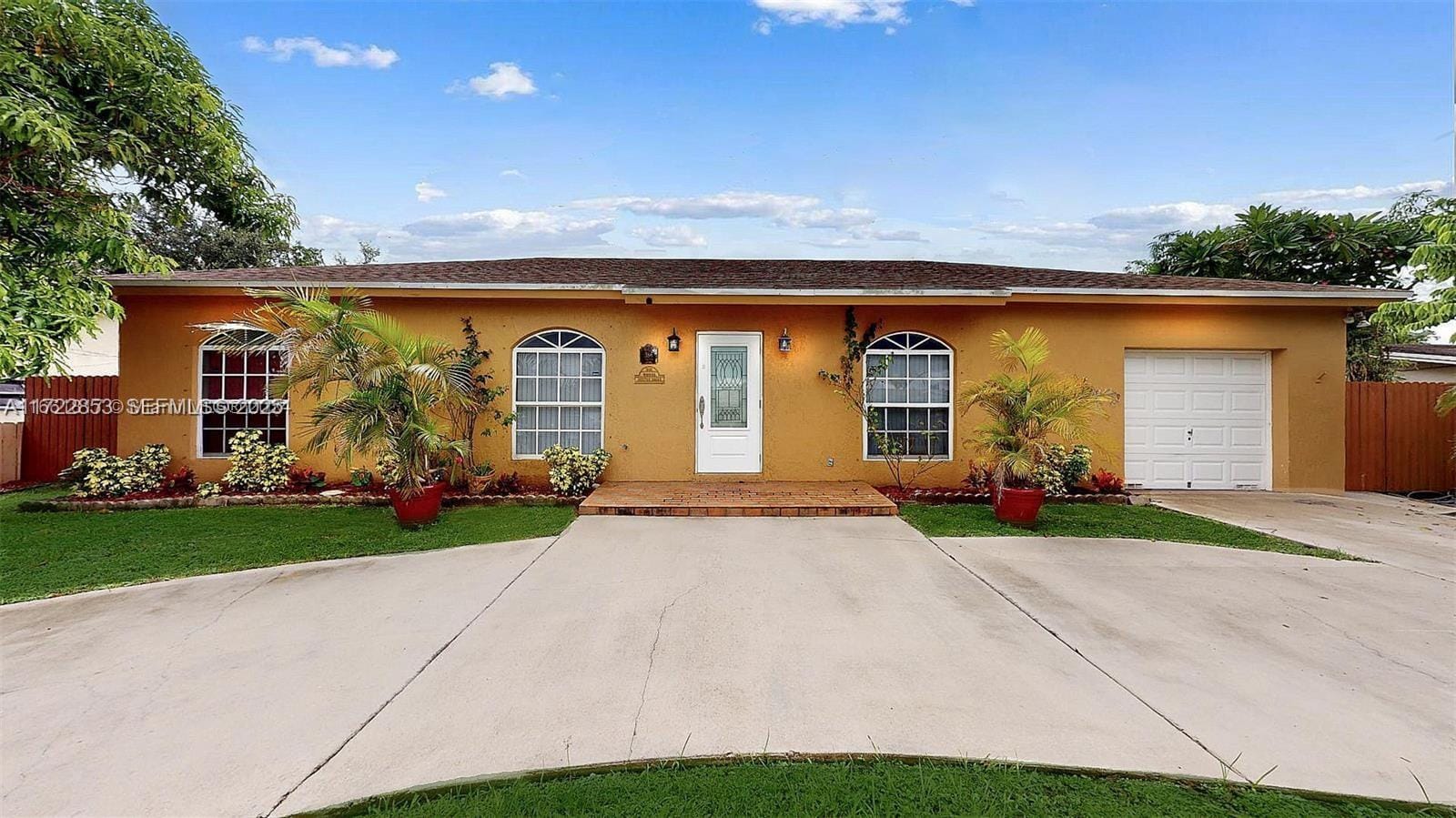 386 NW 17th Court, Homestead, FL 33030