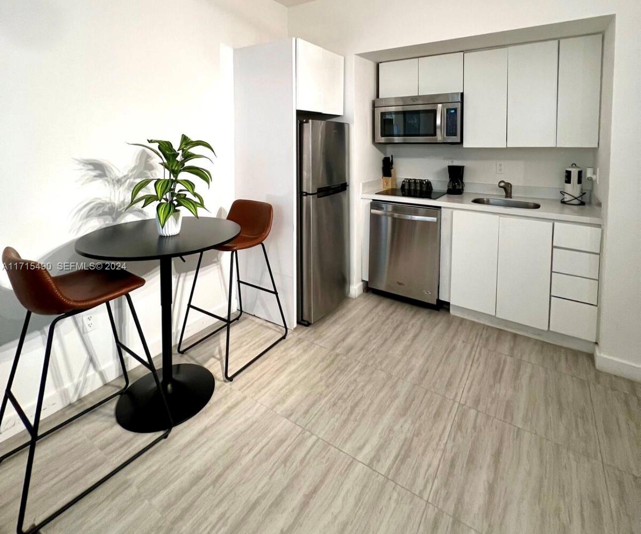 1611 Meridian Avenue 102, Miami Beach, FL 33139, Miami Beach