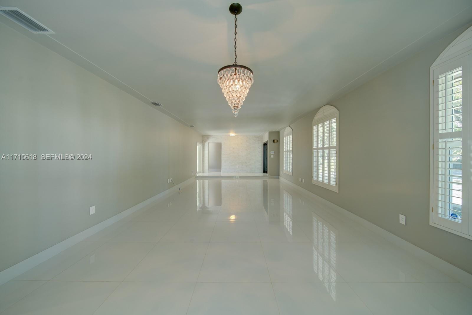 800 Valencia Avenue, Coral Gables, FL 33134 photo 12