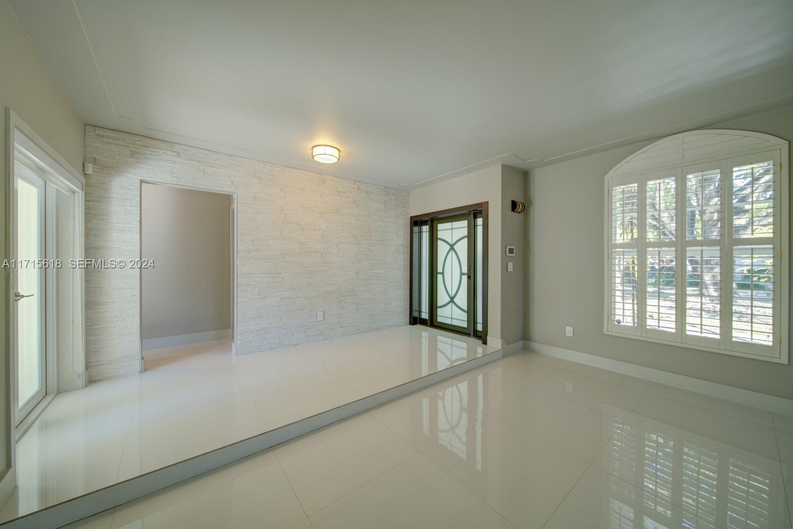 800 Valencia Avenue, Coral Gables, FL 33134 photo 13