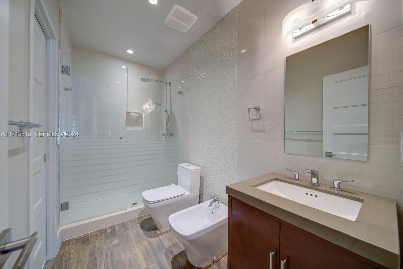 800 Valencia Avenue, Coral Gables, FL 33134 photo 18