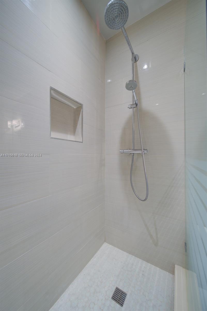 800 Valencia Avenue, Coral Gables, FL 33134 photo 20
