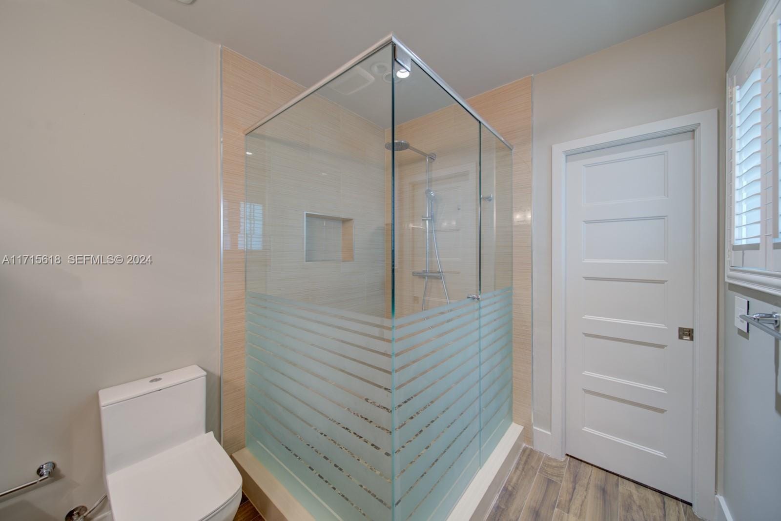800 Valencia Avenue, Coral Gables, FL 33134 photo 25