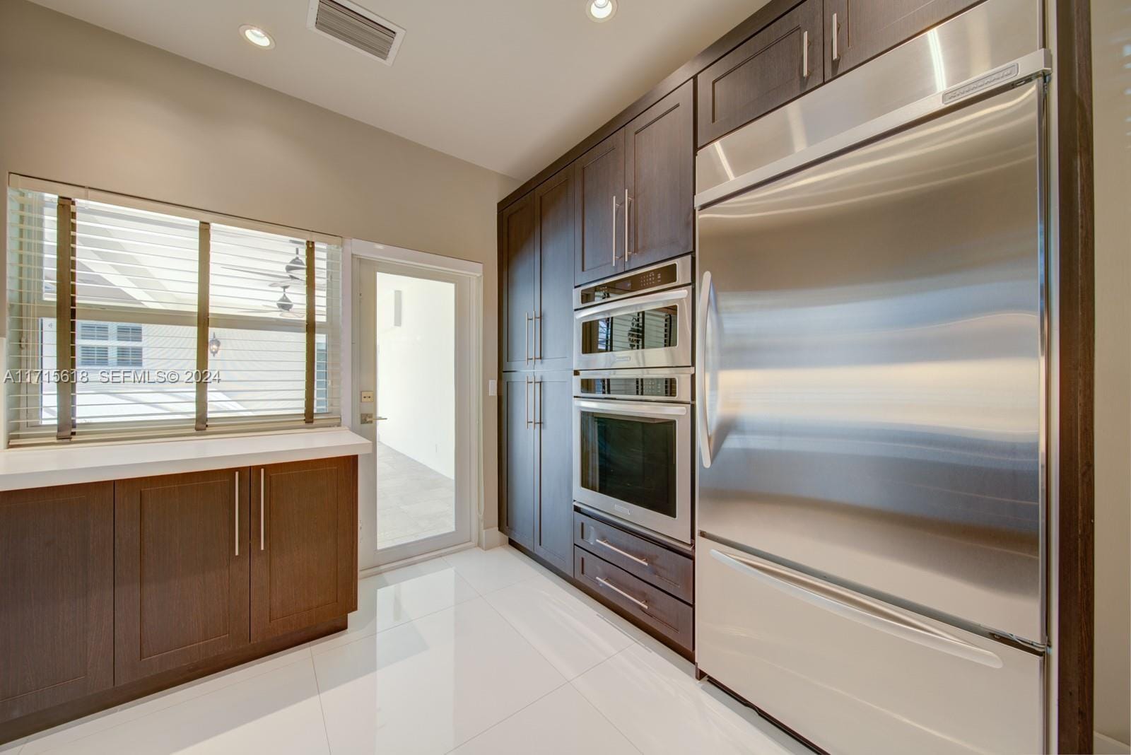 800 Valencia Avenue, Coral Gables, FL 33134 photo 7