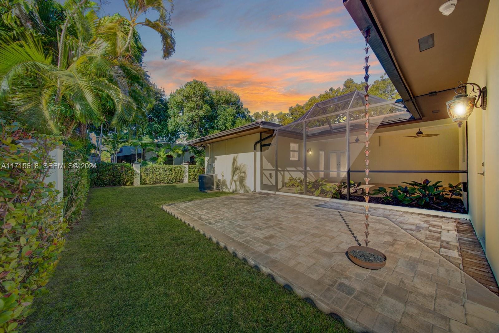 800 Valencia Avenue, Coral Gables, FL 33134 photo 9