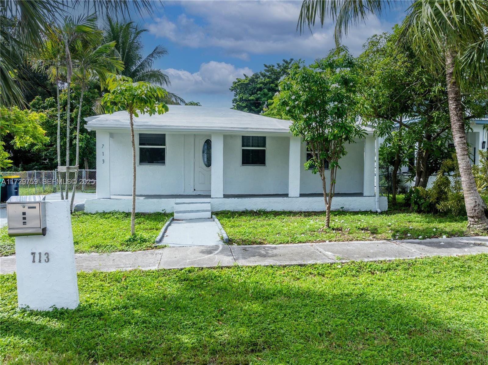 713 SW 7th Street, Dania Beach, FL 33004 photo 4