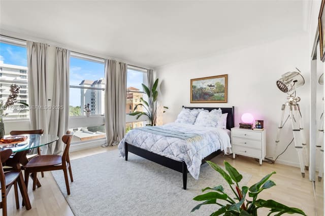 700 Biltmore Way 615, Coral Gables, FL 33134
