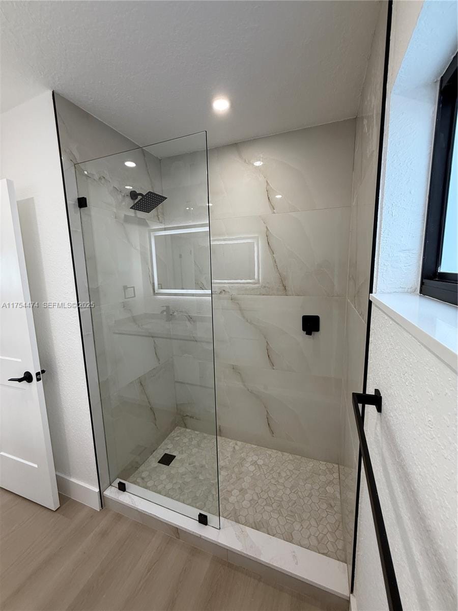 961 W 39th Place, Hialeah, FL 33012 photo 10