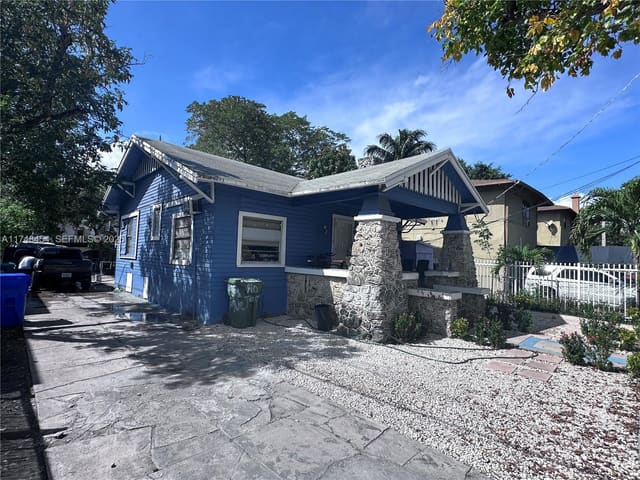 428 NW 11th Avenue, Miami, FL 33128