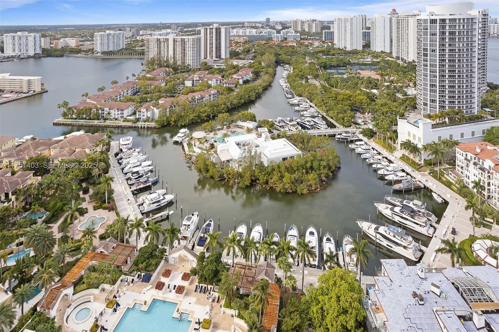 2000 Island Boulevard PH-5, Aventura, FL 33160 photo 2