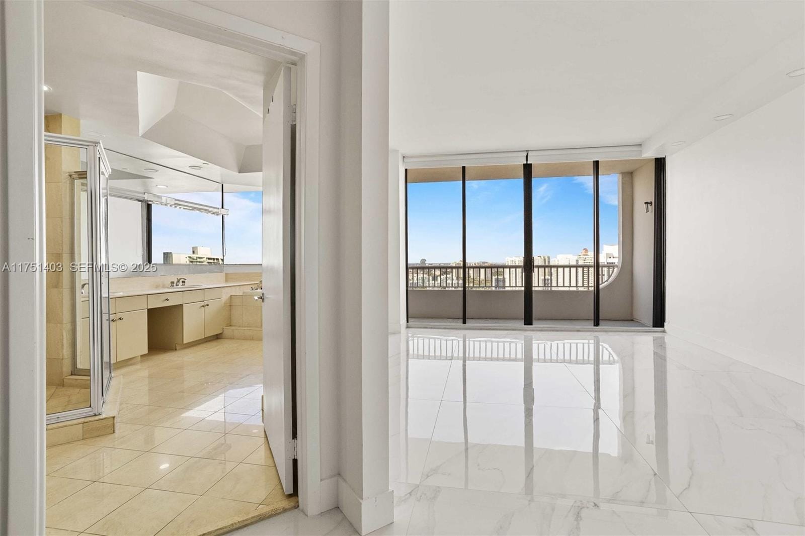 2000 Island Boulevard PH-5, Aventura, FL 33160 photo 16