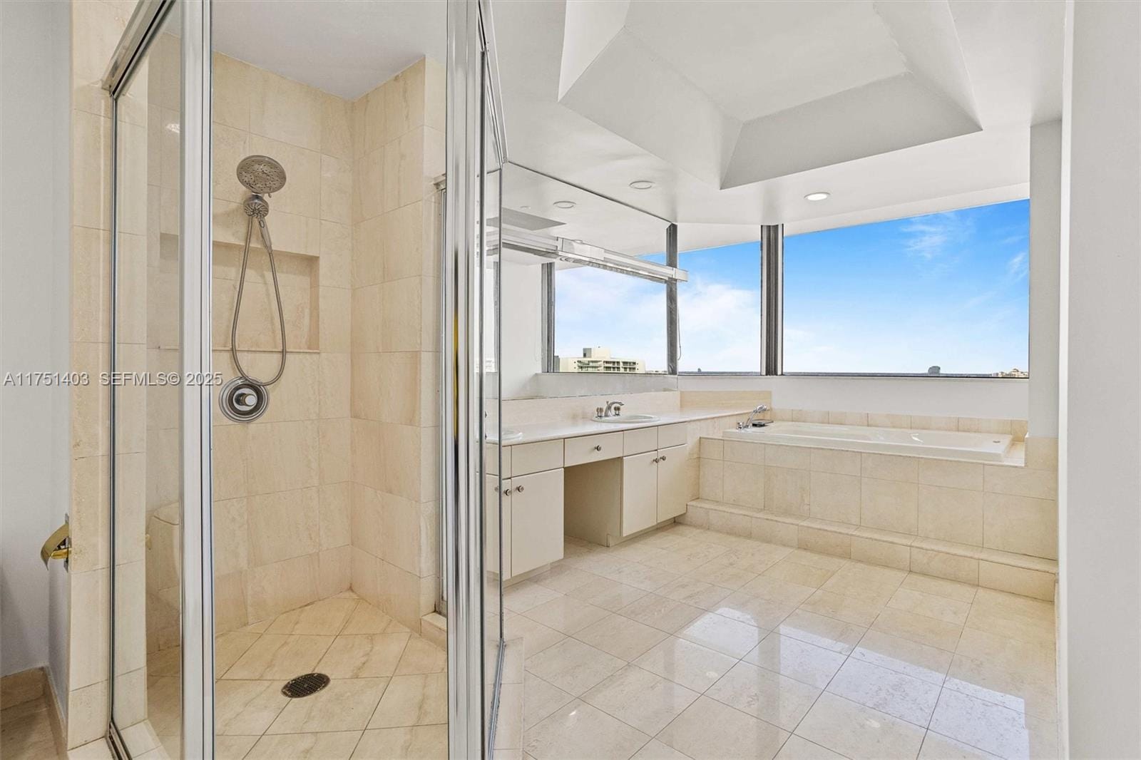 2000 Island Boulevard PH-5, Aventura, FL 33160 photo 18