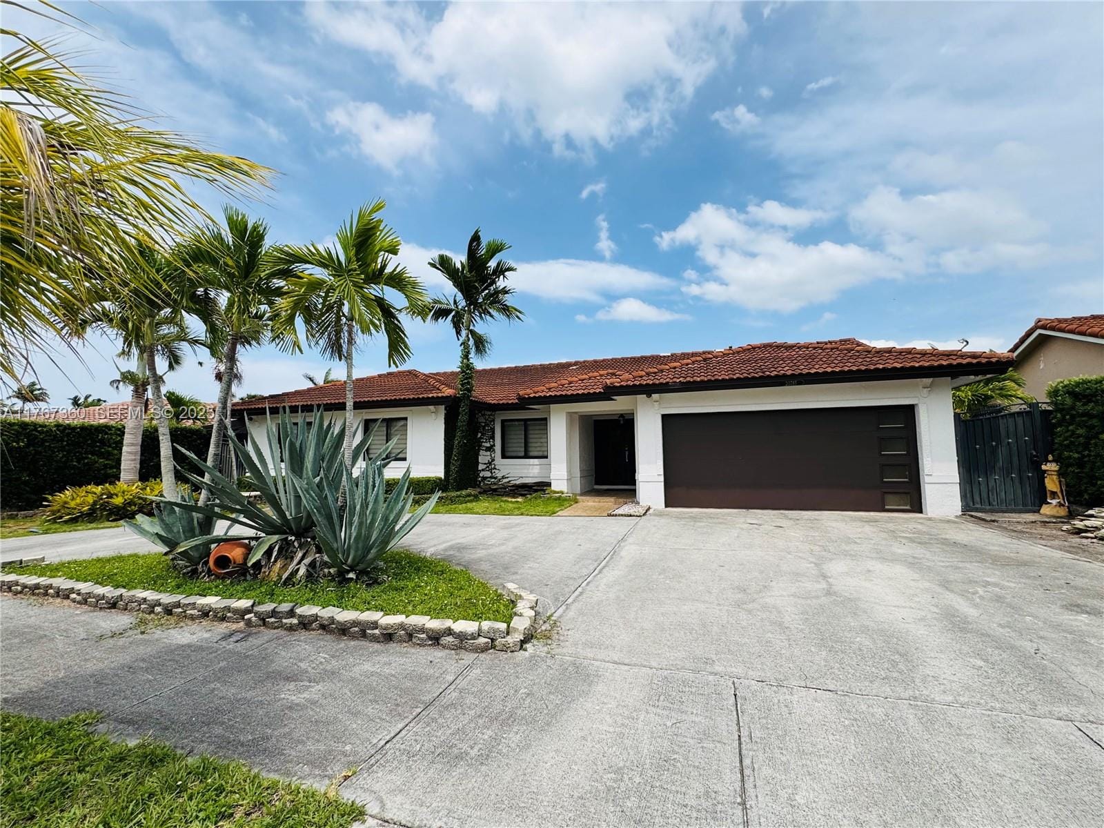 4 bedroom home for sale at 20785 129th, Miami, FL 33177 — $730,000
