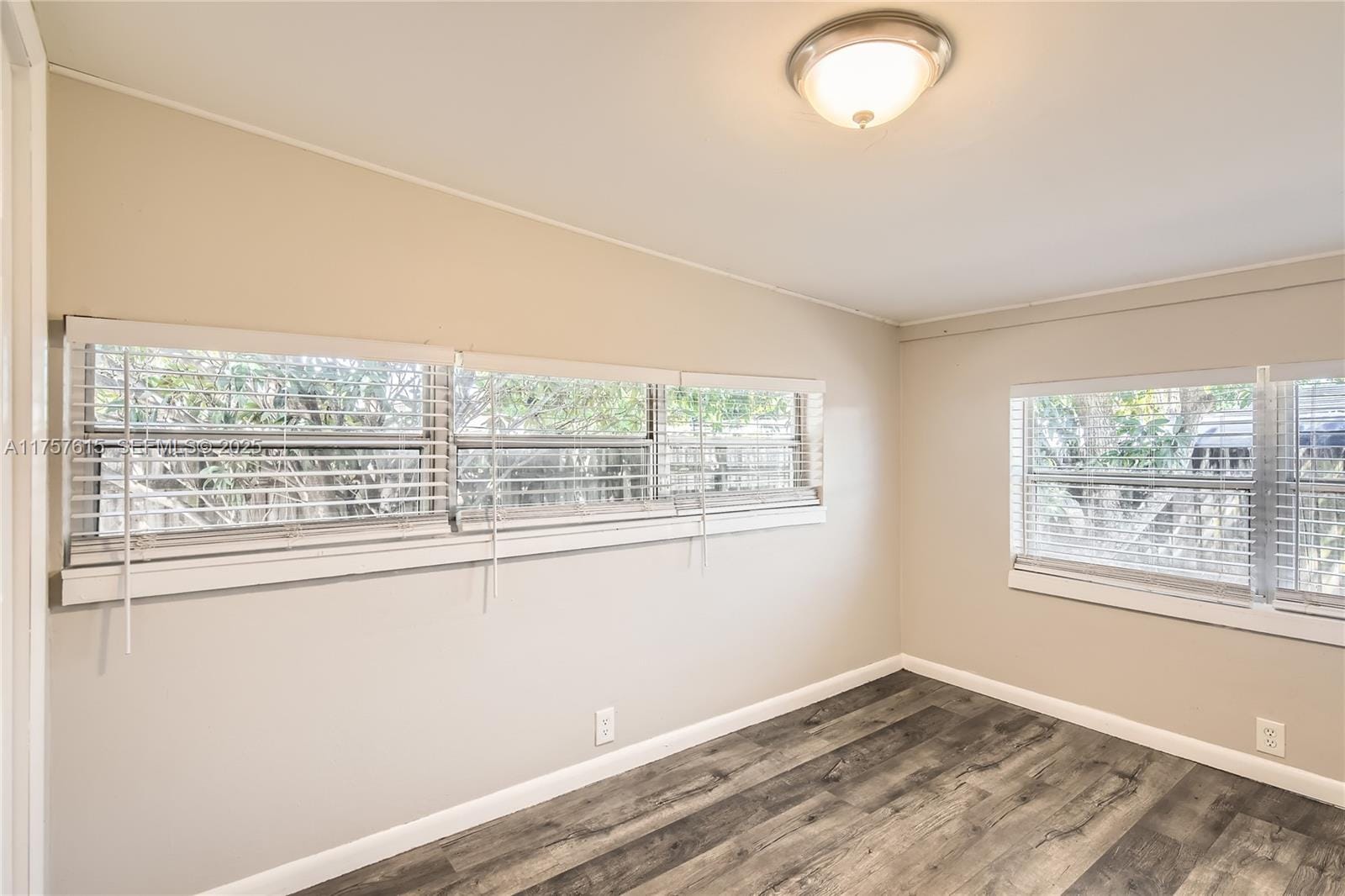 1753 NE 178th Street, North Miami Beach, FL 33162 photo 14