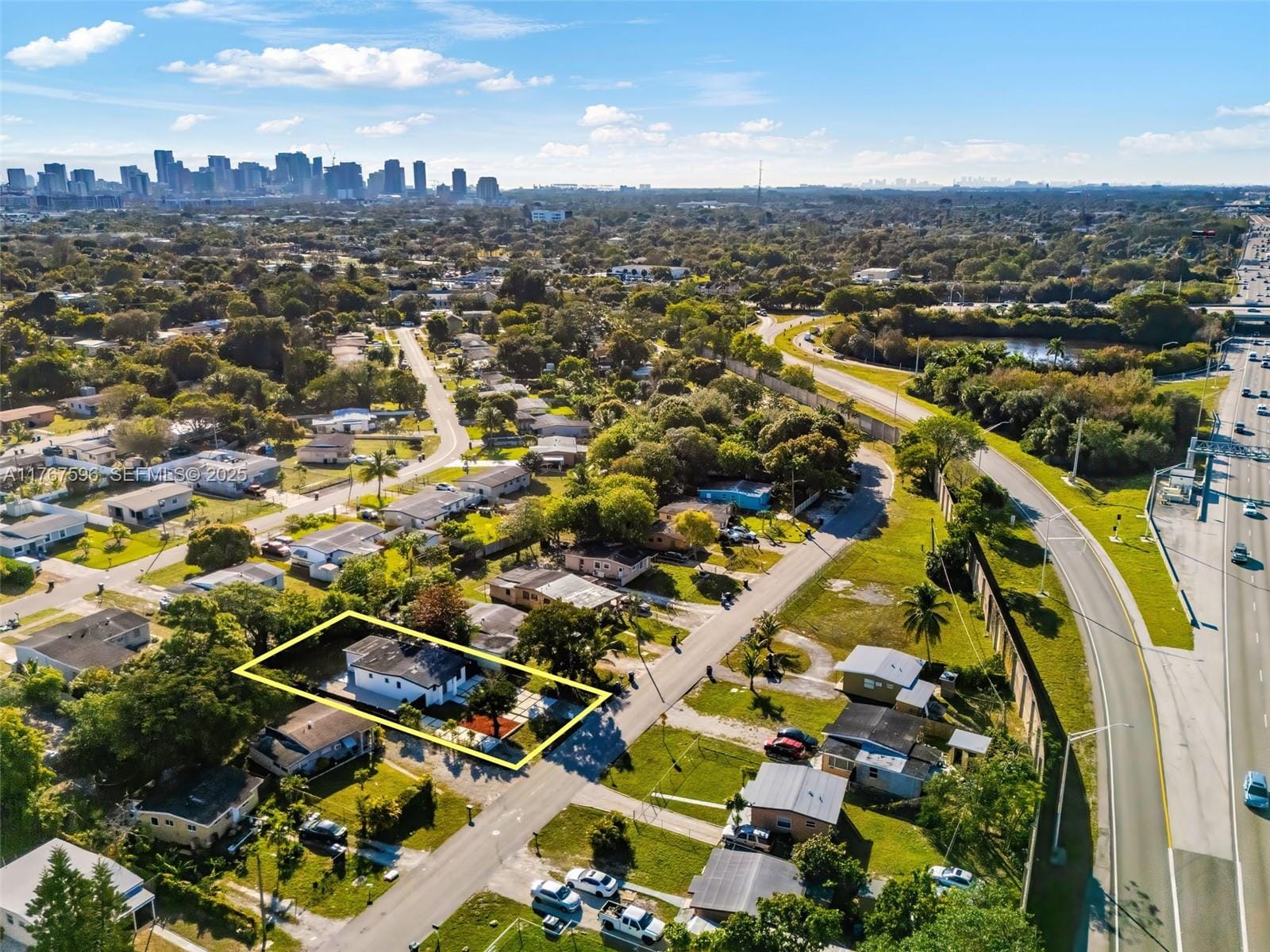 1713 Lauderdale Manor Drive, Fort Lauderdale, FL 33311