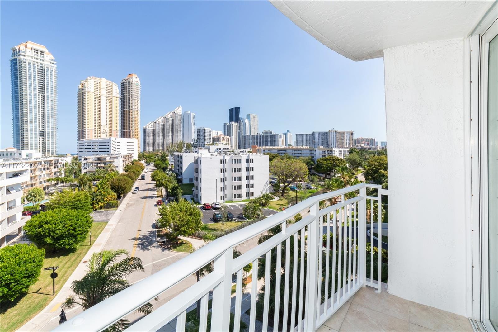 18000 N Bay Road 602, Sunny Isles Beach, FL 33160 photo 17
