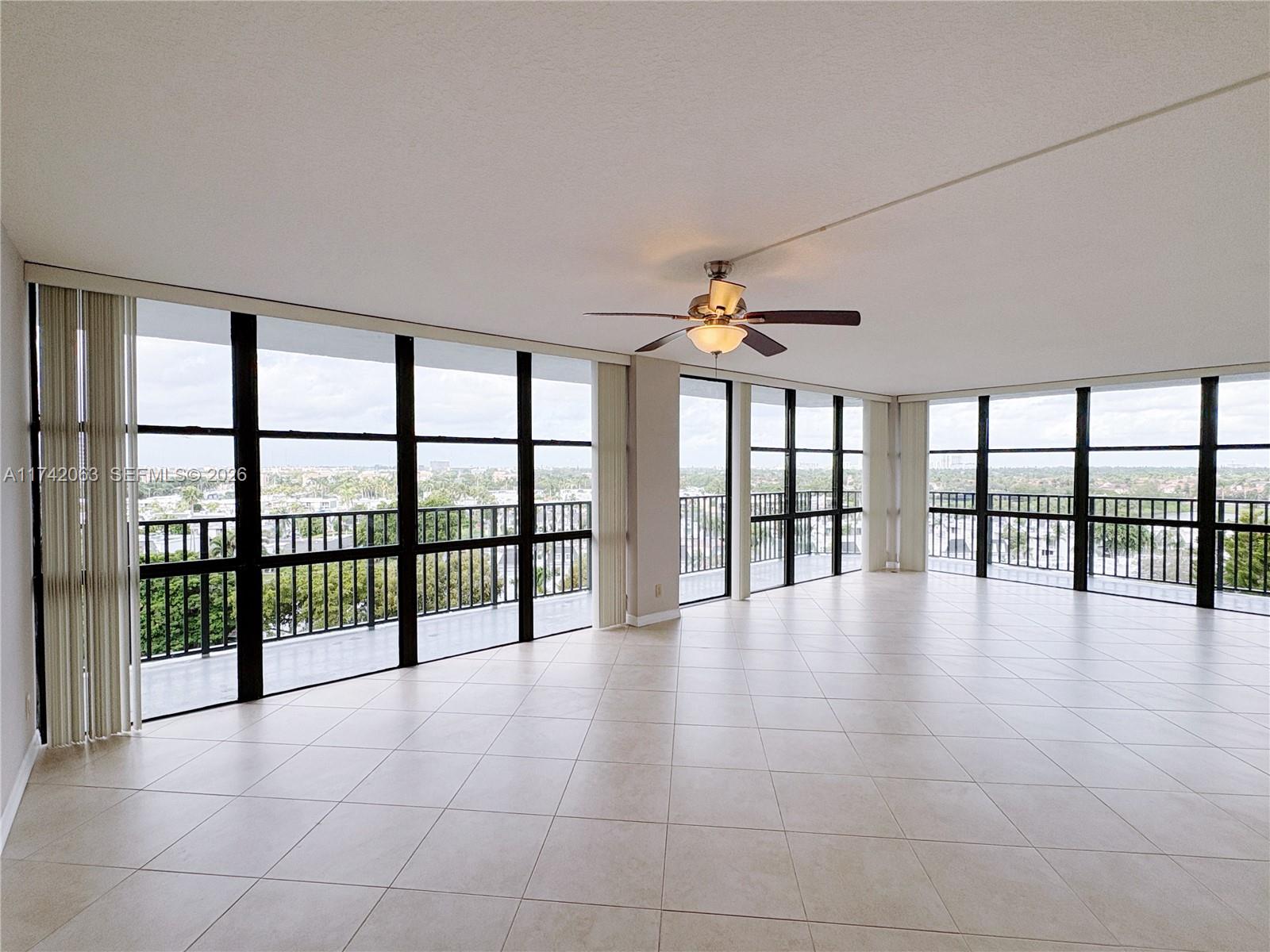 800 Parkview Drive 909 — photo 3