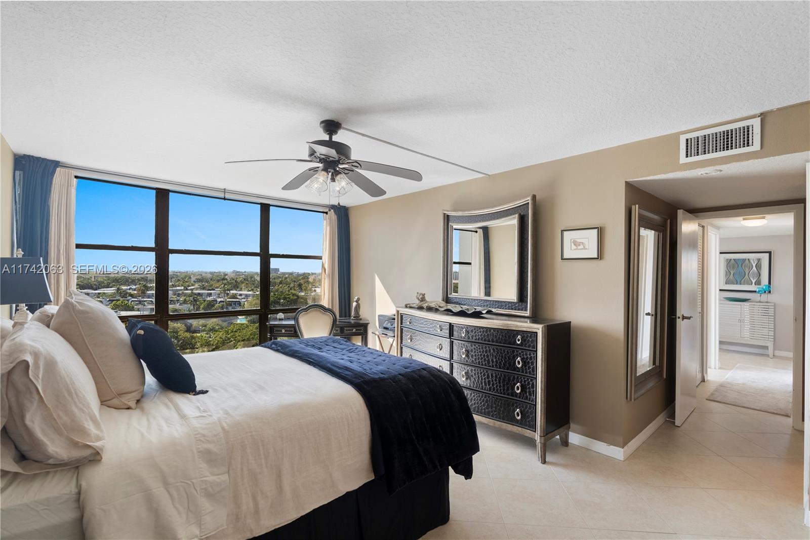 800 Parkview Drive 909, Hallandale Beach, FL 33009 photo 25