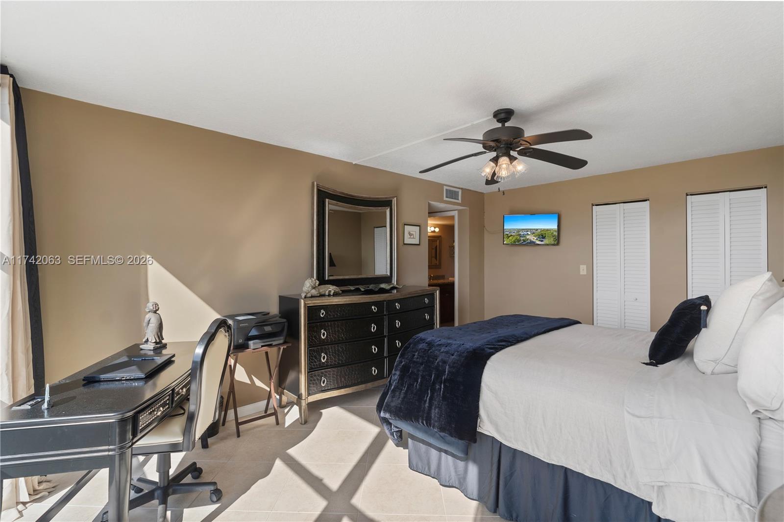 800 Parkview Drive 909, Hallandale Beach, FL 33009 photo 27