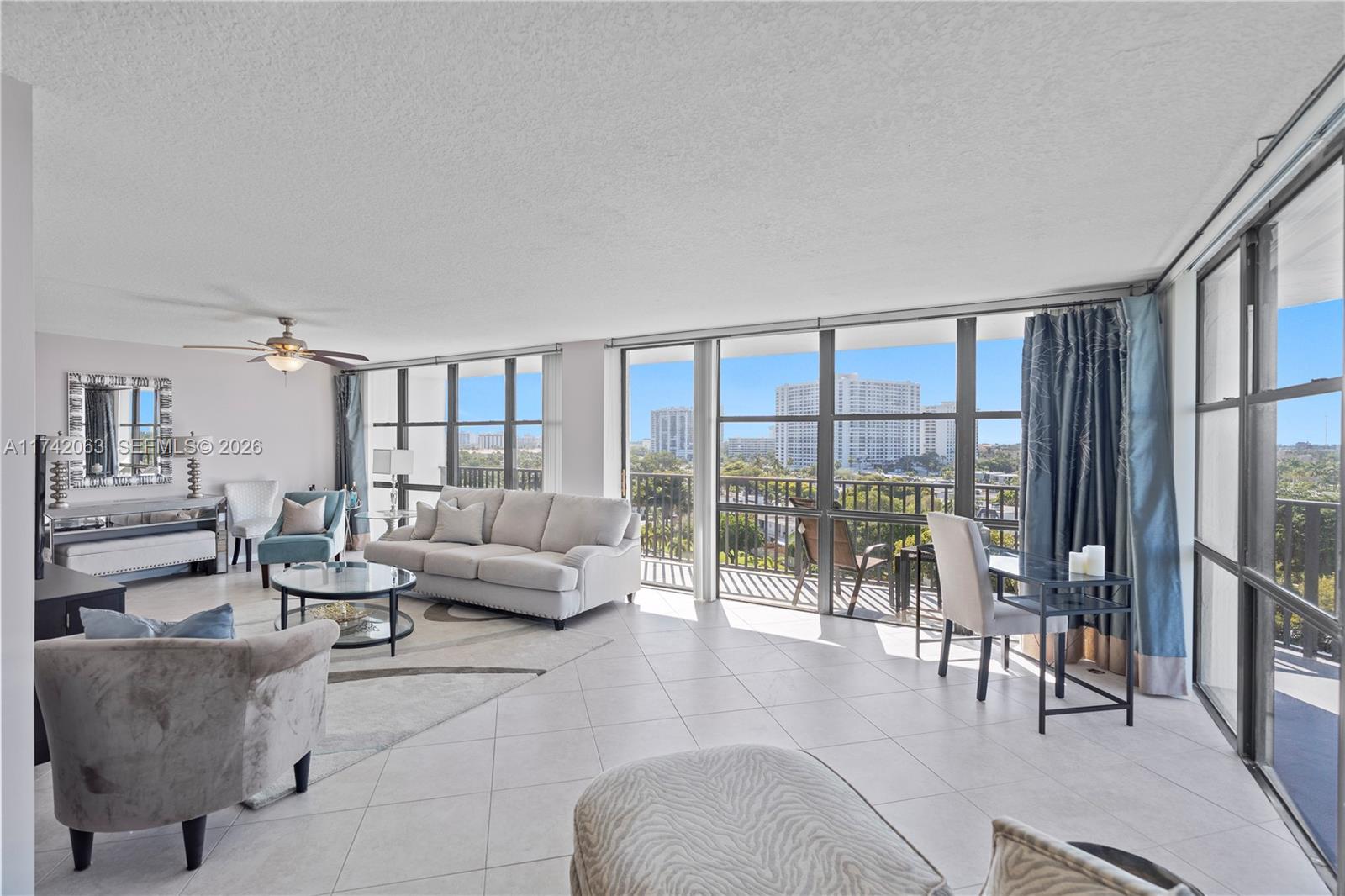 800 Parkview Drive 909 — photo 7