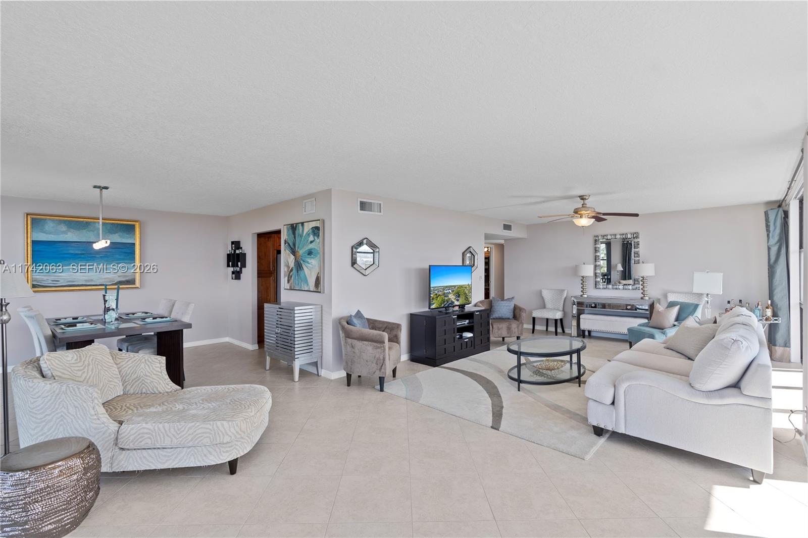 800 Parkview Drive 909 — photo 9