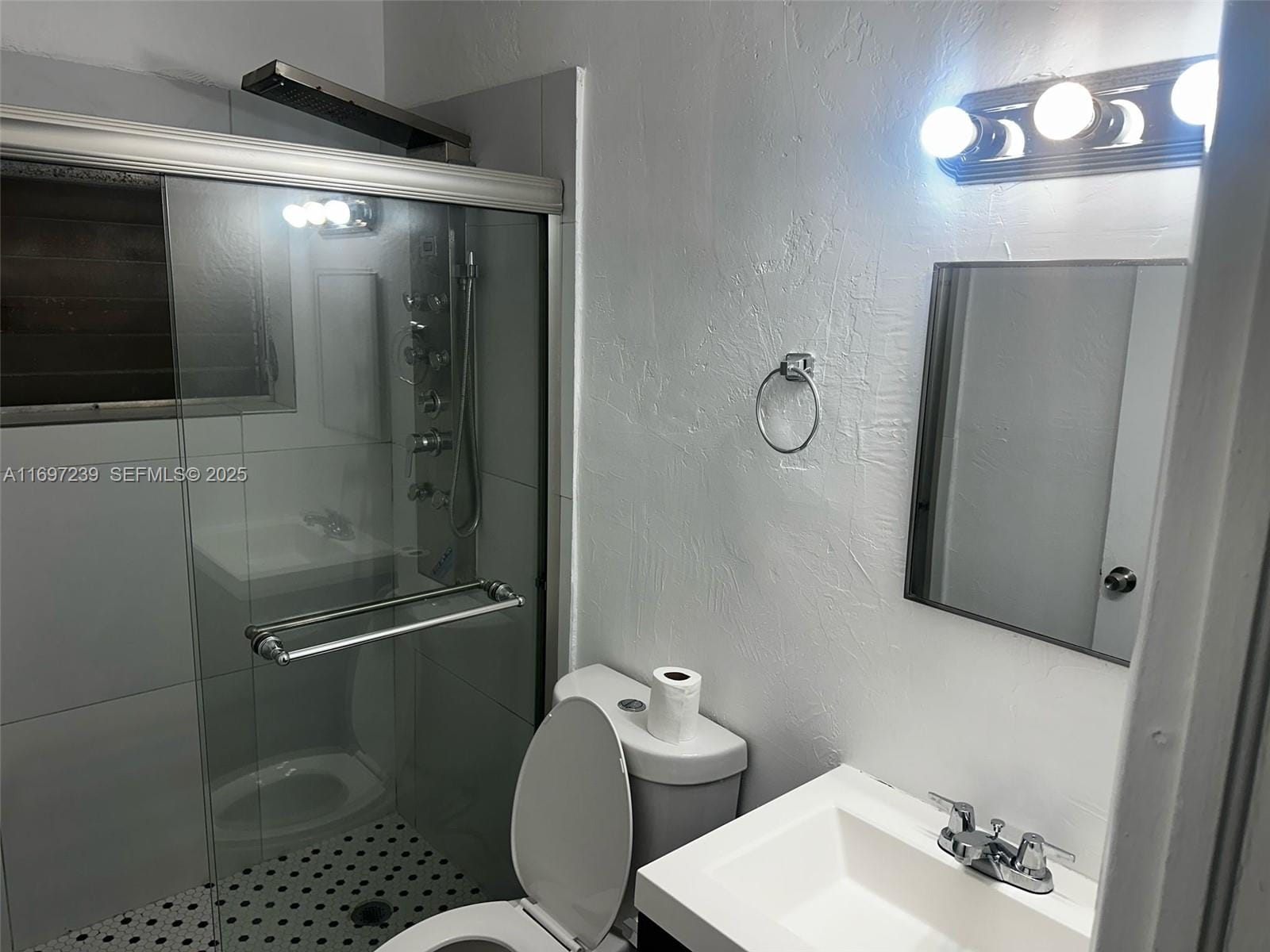 2241 NW 93rd Terrace, Miami, FL 33147 photo 2