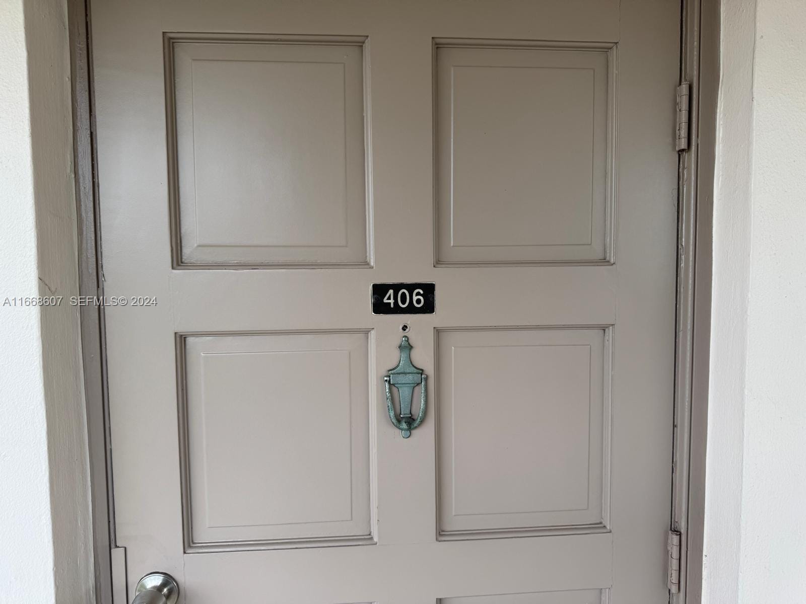 3250 N Palm Aire Drive 406, Pompano Beach, FL 33069